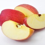 りんごの皮は食べれる？そのまま食べても良い？