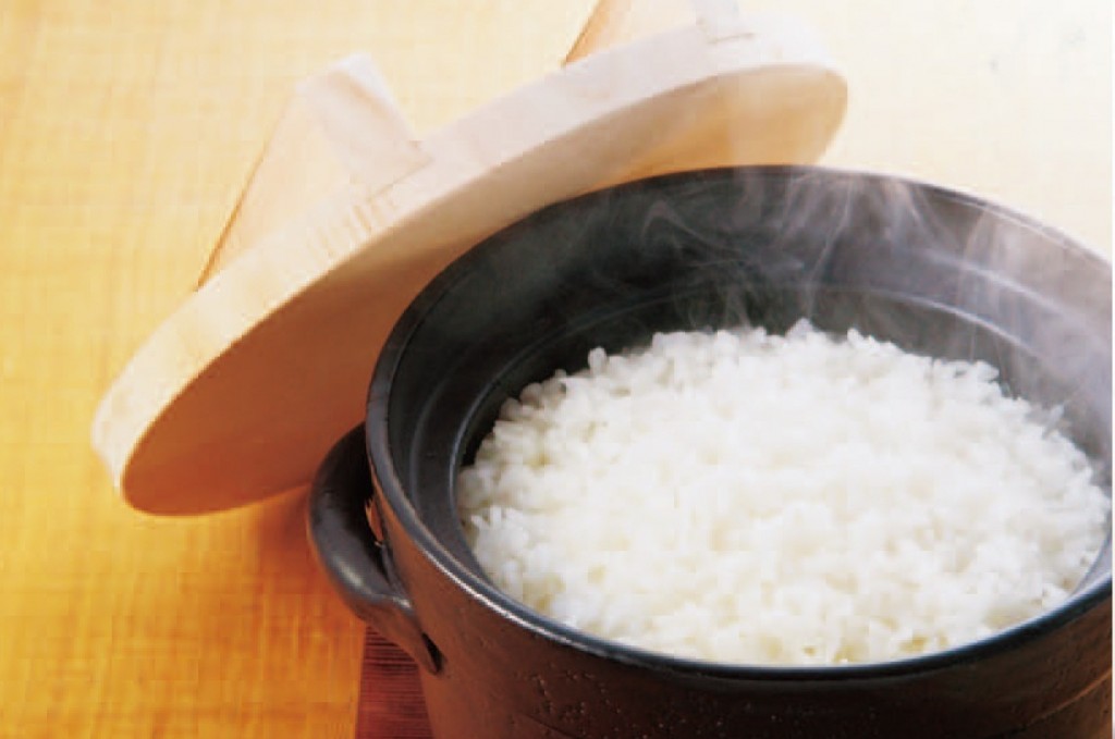 新米の炊き方で水の量は?コツは炊飯器と土鍋で違いはある? お役立ちなんでも情報局 新米の炊き方で水の量は?コツは炊飯器と土鍋で違いはある? お役立ちなんでも情報局