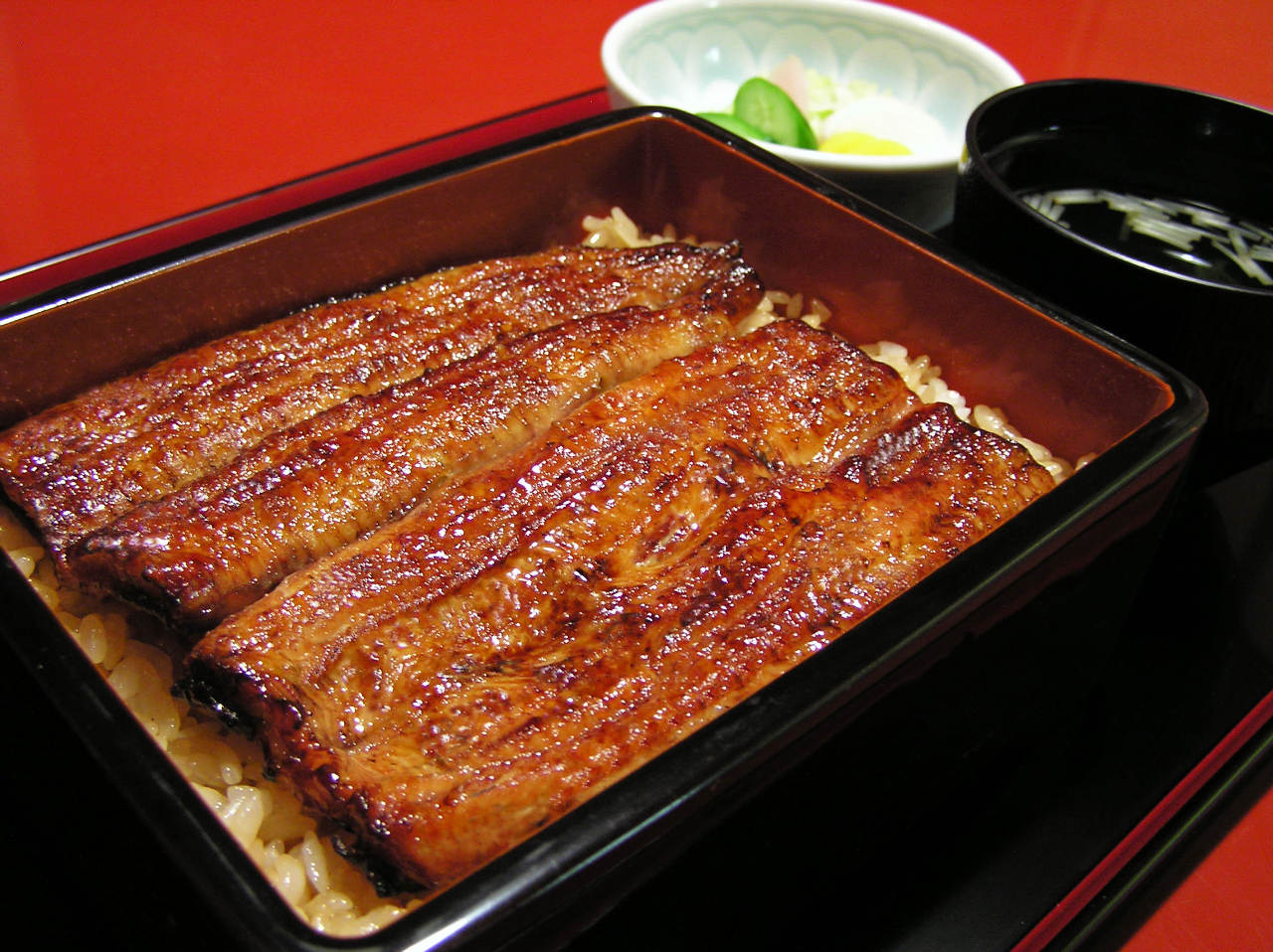 うな重、うな丼の平均価格はいくら？違いは何なのか？ お役立ちなんでも情報局