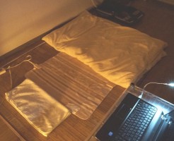 電気毛布　床