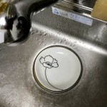 排水溝や鍋に皿がはまった時のとり方はある？