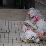 ゴミ捨てを別の場所(別のアパート)に捨てるのは違法か？